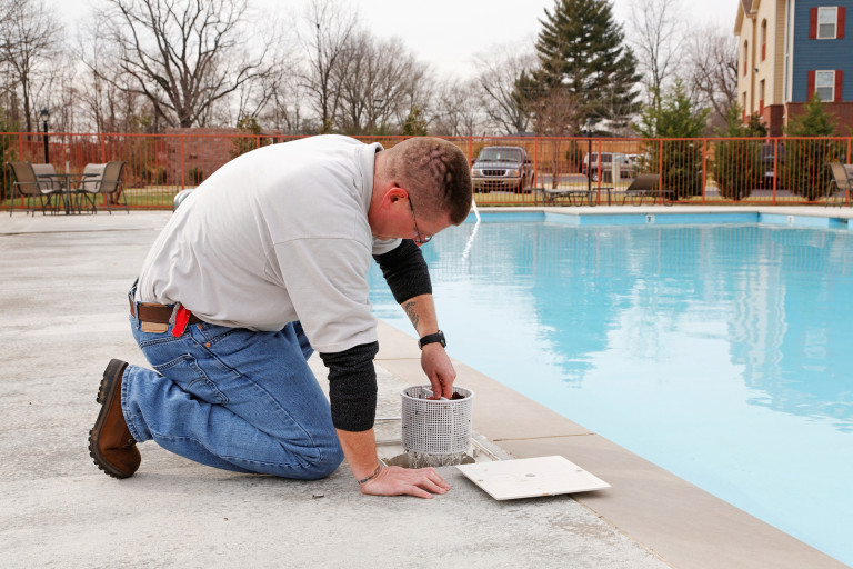 Fall-Pool-Service